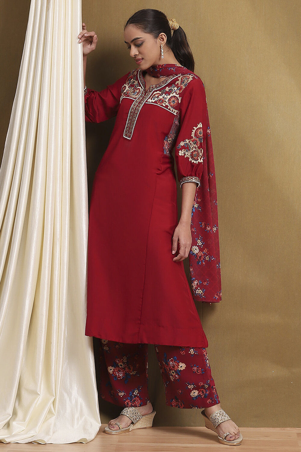 Red Silk Embroidered A-Line Suit Set image number 0