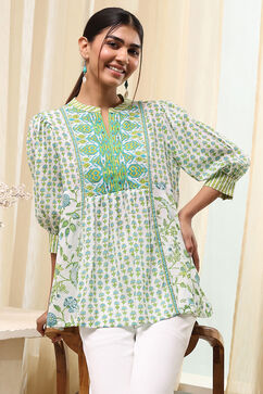 Green and White Pleated Short Kurta image number 0