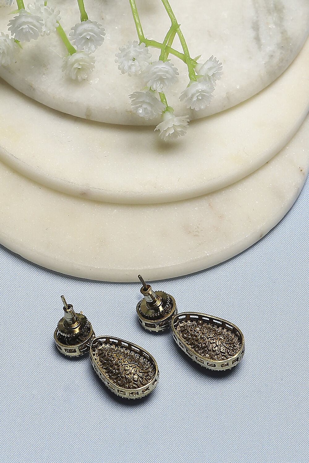 Red Brass Necklace Set image number 2