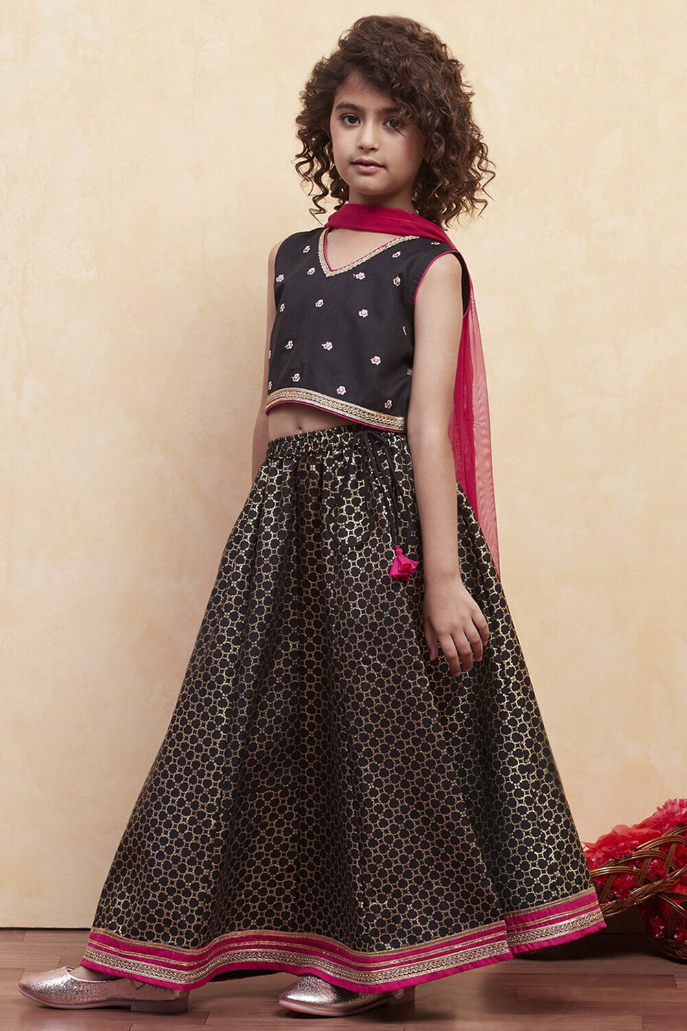 Black Printed Flared Lehenga Set image number 3