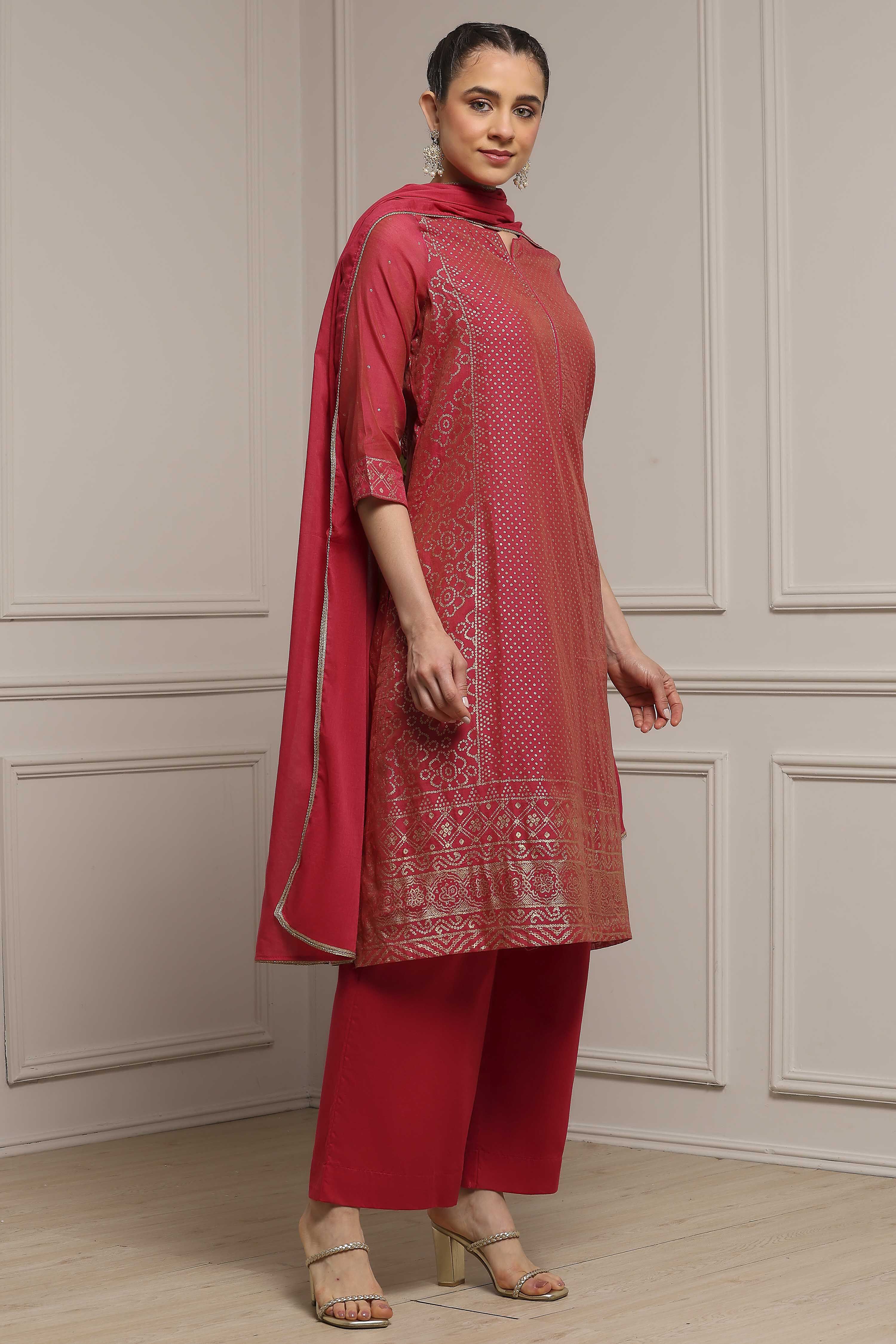 Pink Cotton Blend Printed Straight Suit Set image number 7