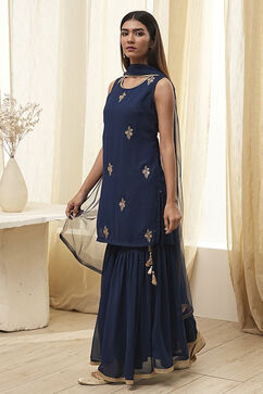 Blue Embroidered Straight Suit Set image number 3