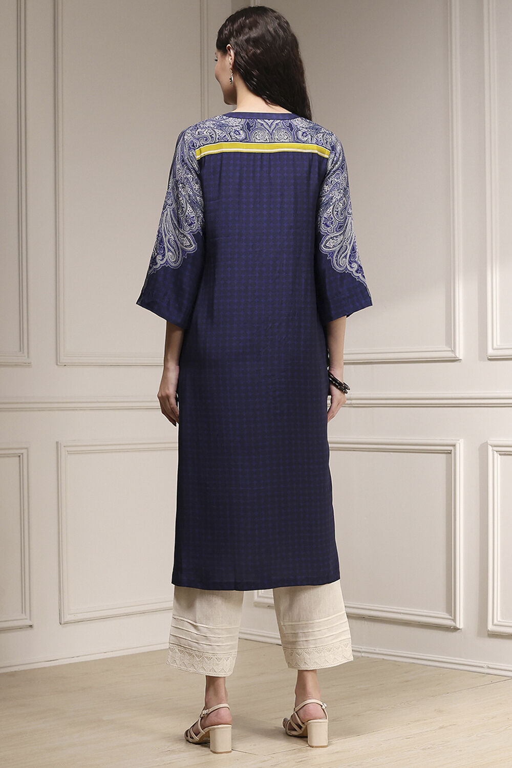 Indigo Printed Straight Kurta image number 3