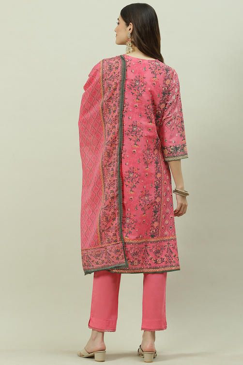 Pink Cotton Straight Kurta Slim Pant Suit Set image number 4