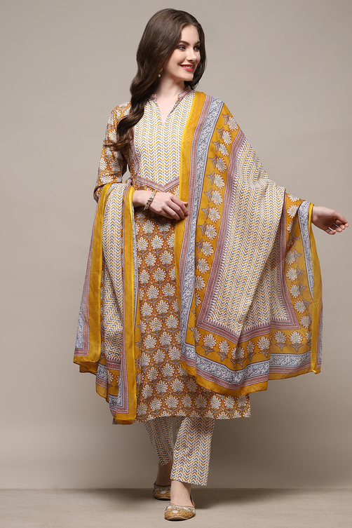 Blue Cotton Screen Printed Unstitched Suit Set image number 8