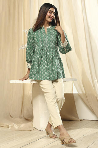 BIBA Green Straight Short Kurtis in Green