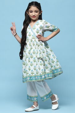 White Printed Cotton Flared Kurta With Straight Palazzo image number 3