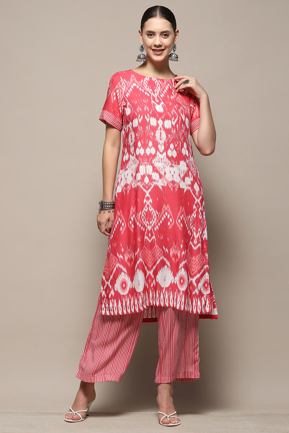 Blue Printed Straight Kurta Set image number 6