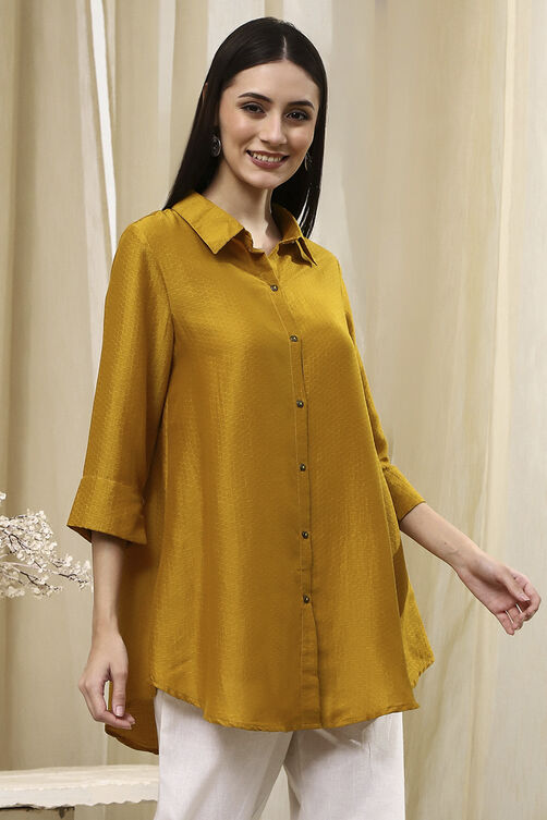 Ochre Yellow Dyed High-Low Shirt image number 4