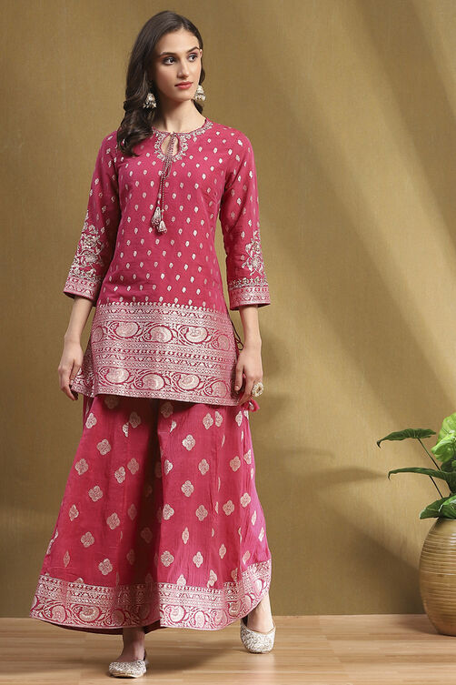 Pink Yarn Dyed Straight Suit Set image number 6
