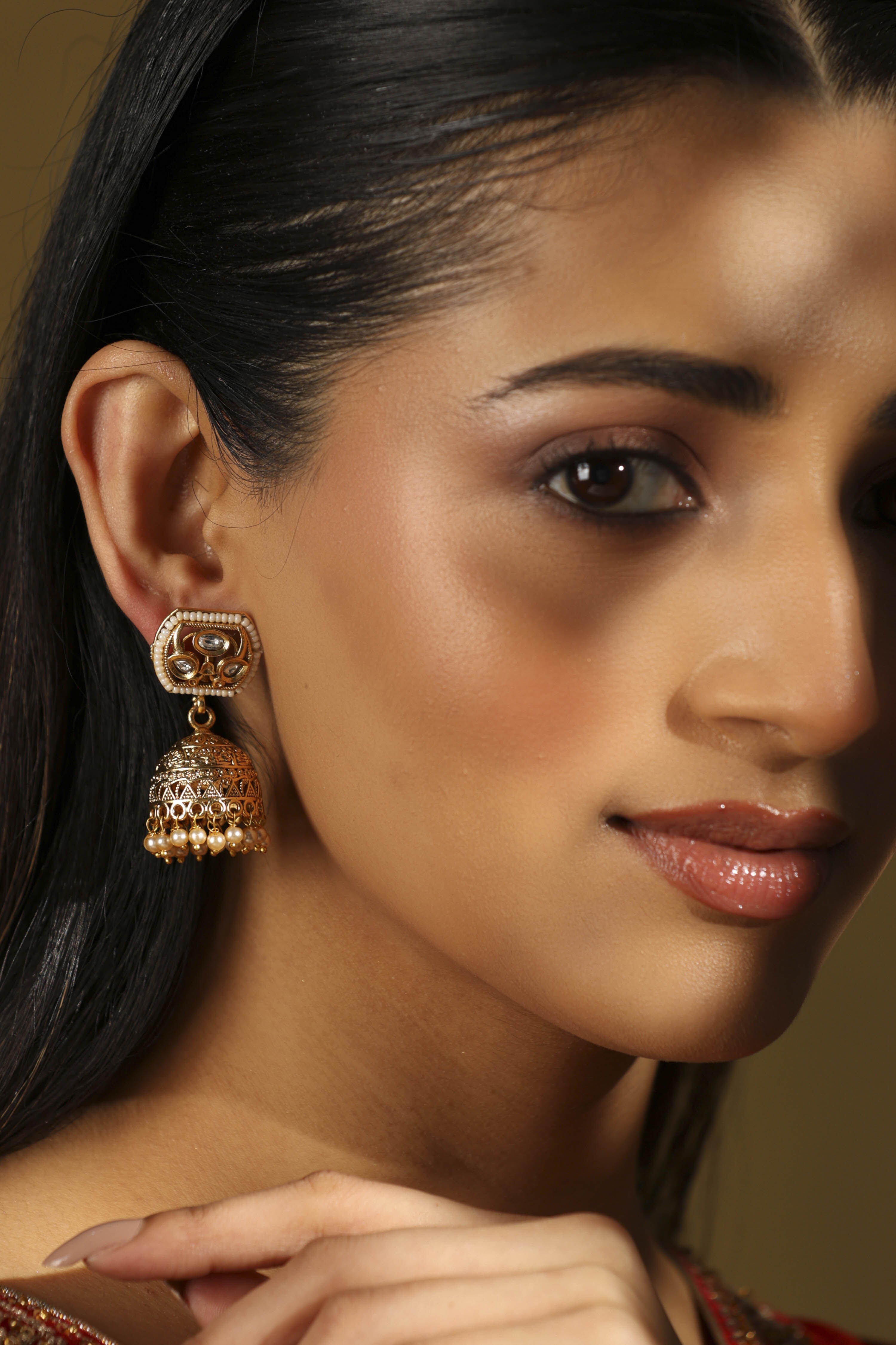 Gold Brass Jhumka image number 3