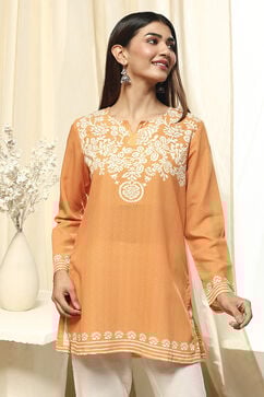 Mustard Yellow Printed Straight Short Kurta image number 5