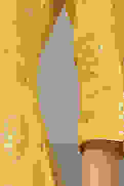 Yellow Straight Viscose Kurta image number 2