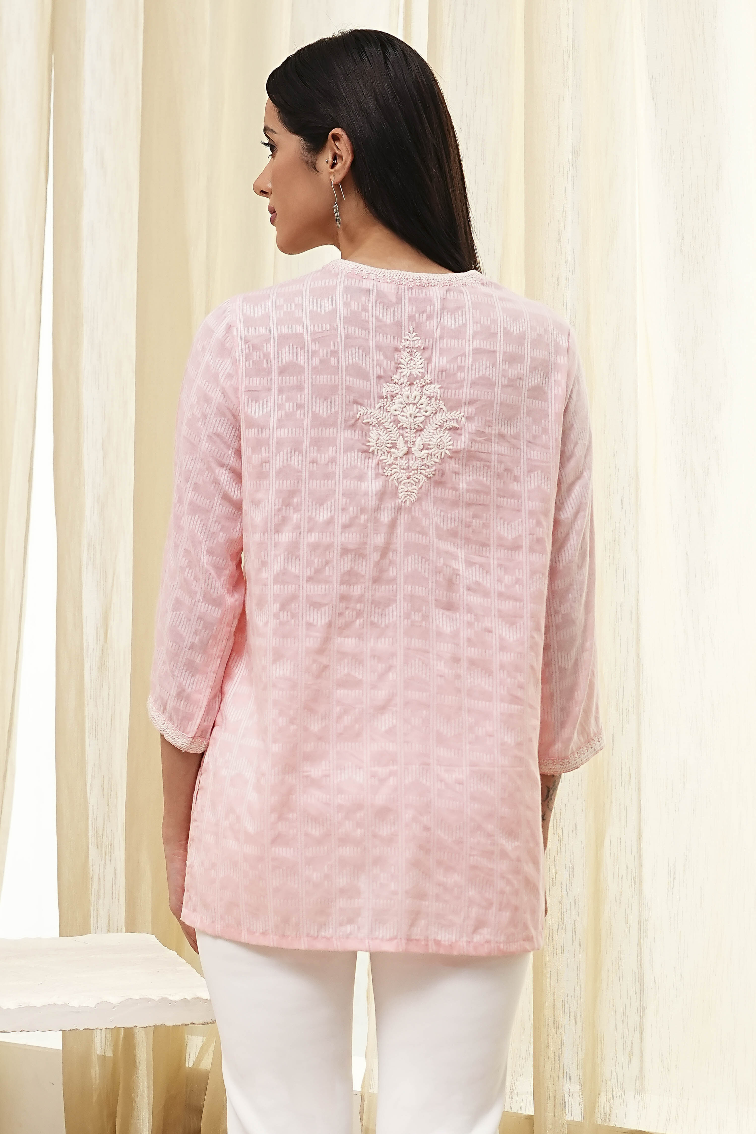 Pink Cotton Yarn Dyed Short Kurta image number 3