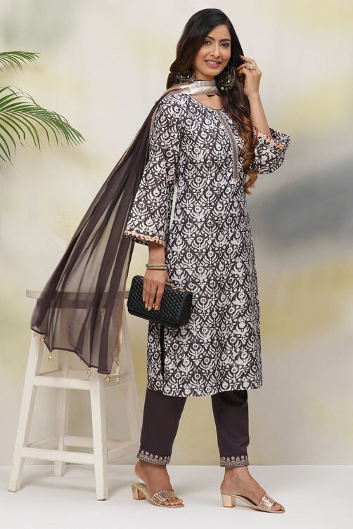 Black Poly Metallic Straight Kurta Slim Pant Suit Set image number 6