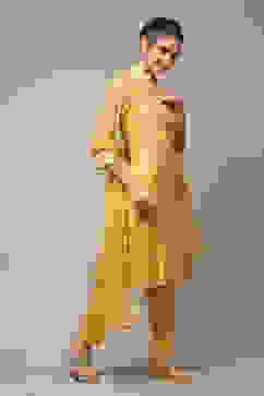 Yellow Cotton Blend Straight Kurta Suit Set image number 4