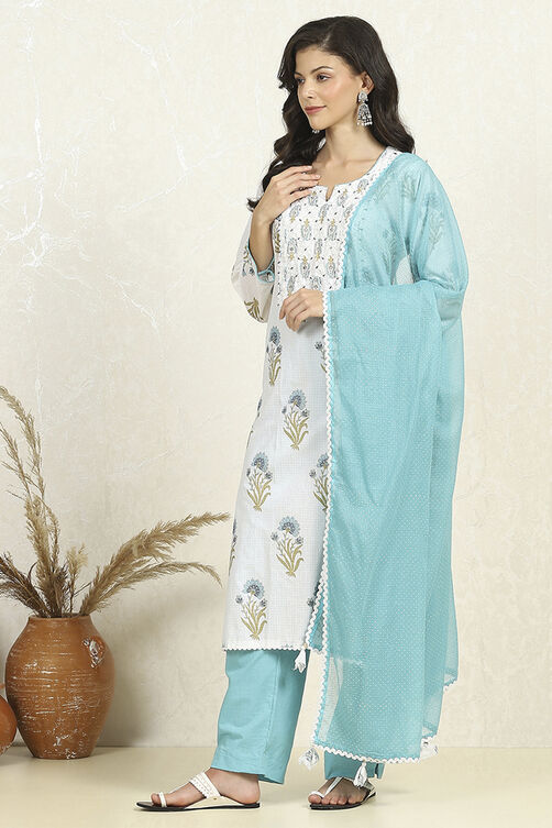 Blue Cotton Unstitched Suit Set image number 4