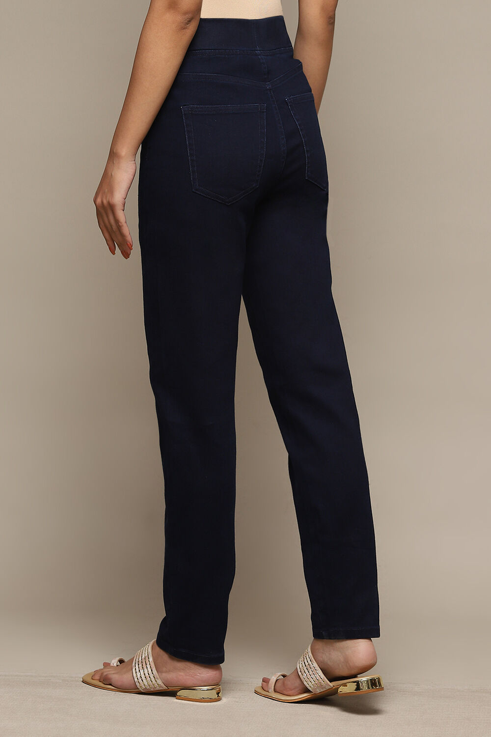 Indigo Cotton Blend Solid Jeggings image number 3