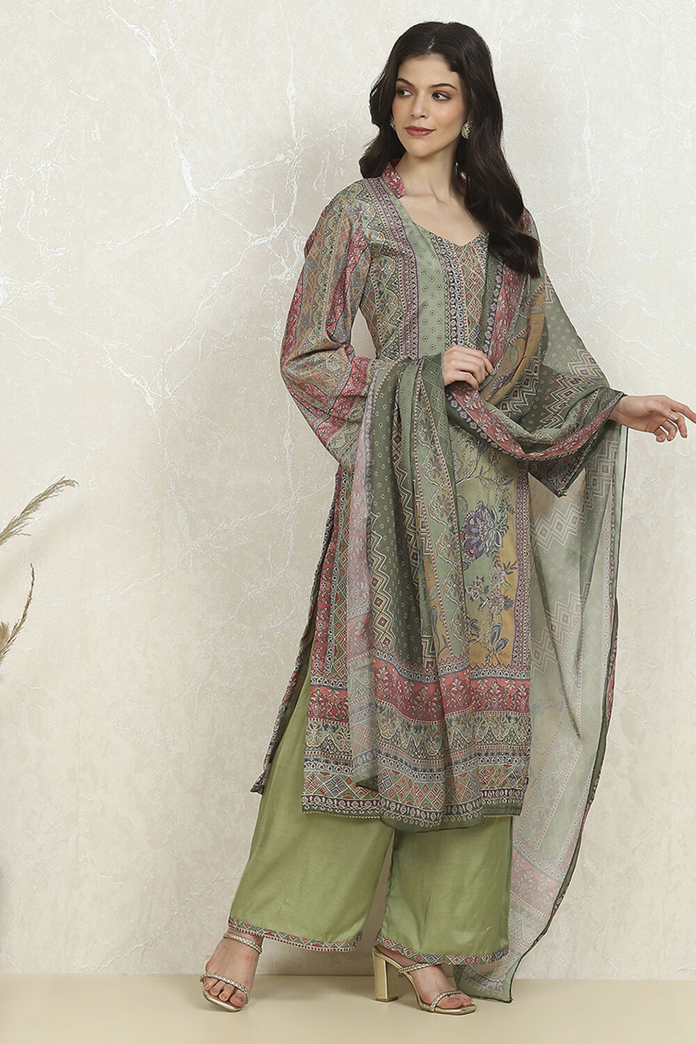 Green Crepe Printed Unstitched Suit Set image number 6