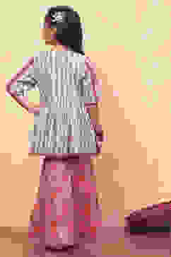 Aqua and Coral Cotton Printed Gathered Suit Set image number 4