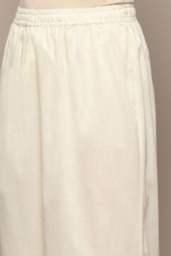 Off White Polyester Blend Straight Suit Set image number 2