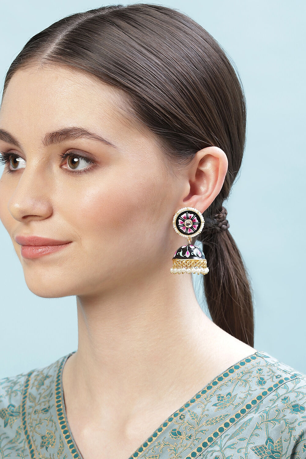 Black Brass Earrings image number 3