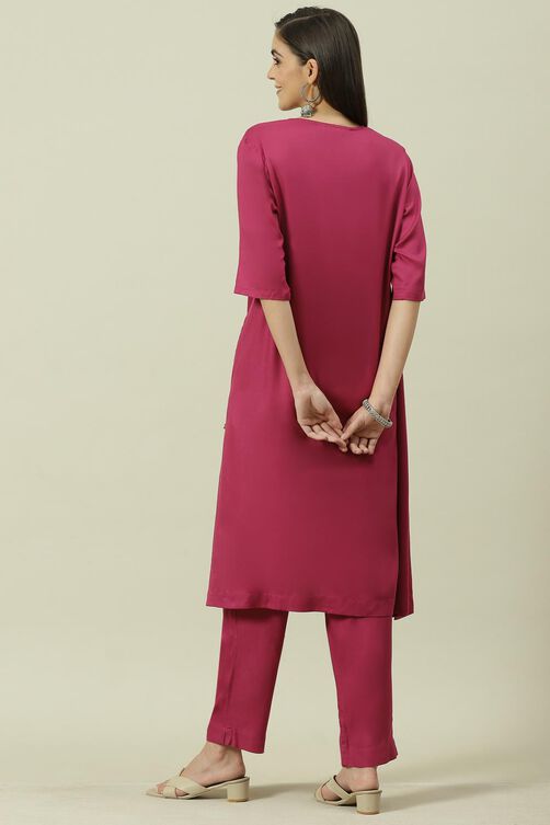 Sage Green Solid LIVA Straight Kurta Slim Pant Suit Set image number 4