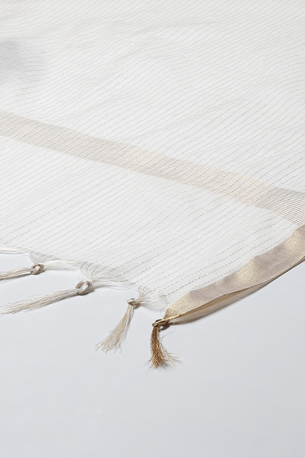 Off White Cotton Blend Dupatta image number 2