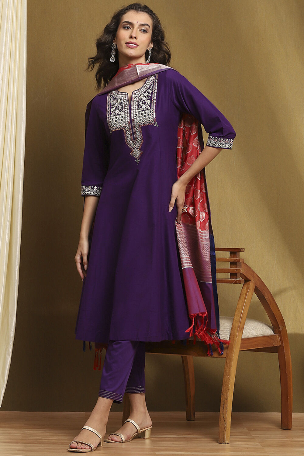 Purple Embroidered Kalidar Suit Set image number 6
