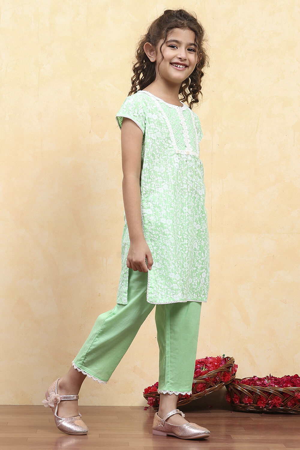 Green Cotton Straight Printed Kurta Pants Set image number 5