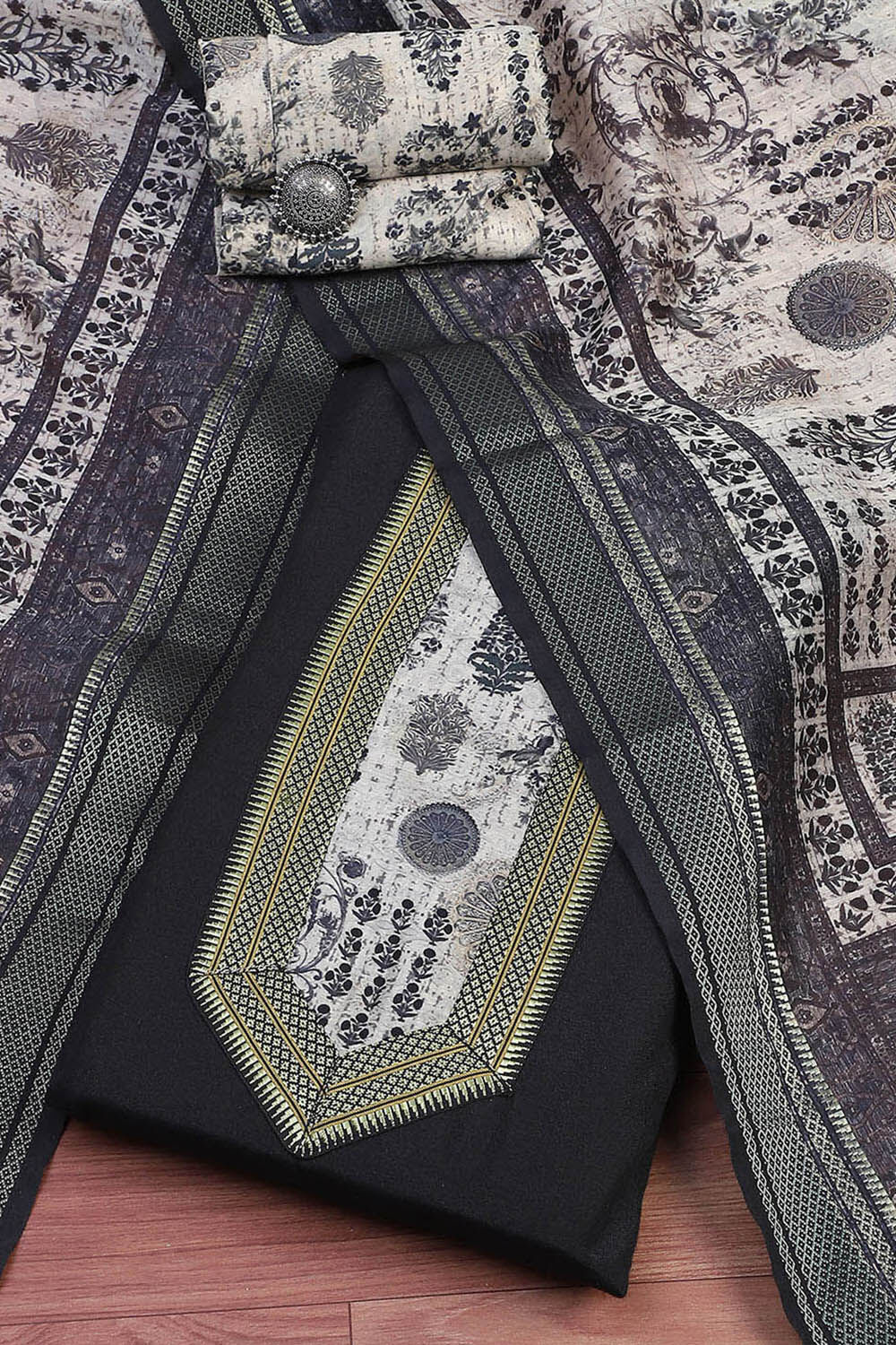 Maroon Cotton Handloom Unstitched Suit Set image number 0