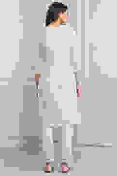 Off White Art Silk Straight Kurta Regular Pant Suit Set image number 4