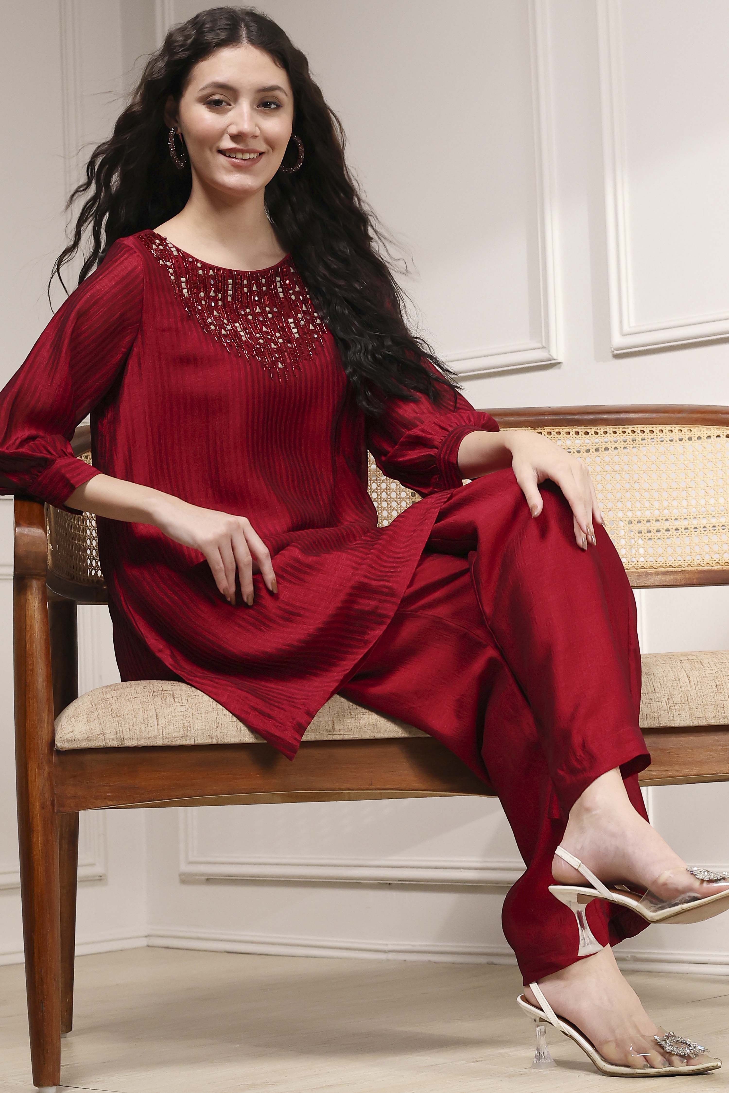 Red Self-Designed Straight Kurta Set image number 7