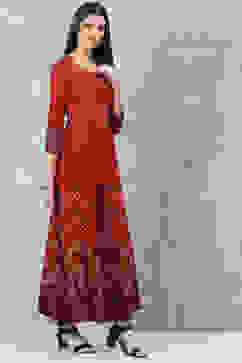 Red Rayon Flared Printed Kurta image number 3