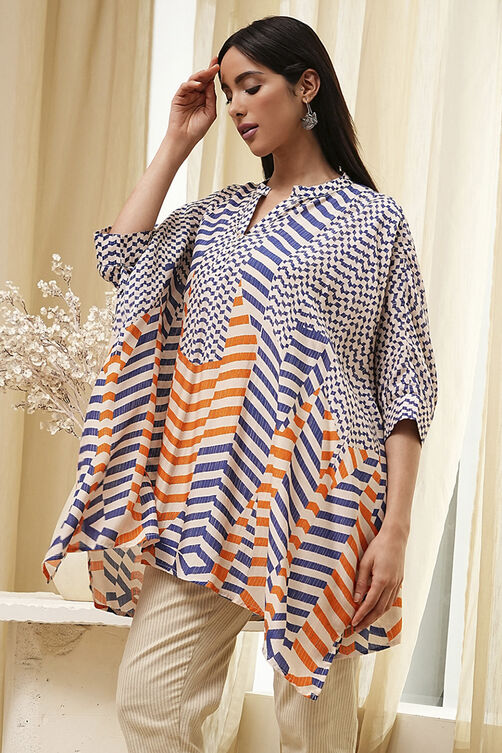 Blue and White Printed Kaftan Short Kurta image number 6