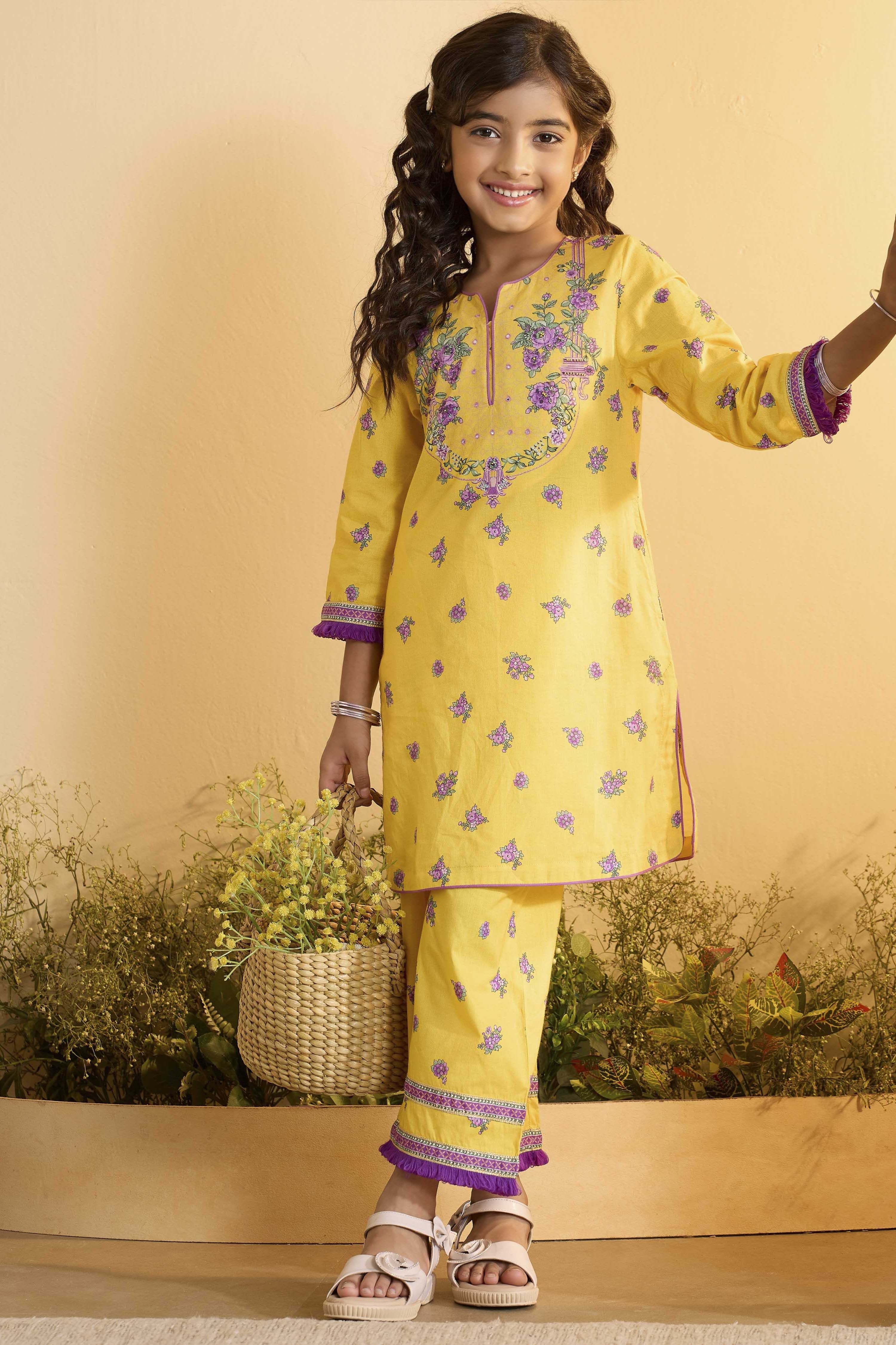 Yellow Cotton Floral Straight Kurta Set image number 0