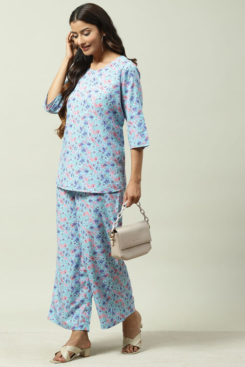 Sky Blue Printed Straight Suit Set image number 6