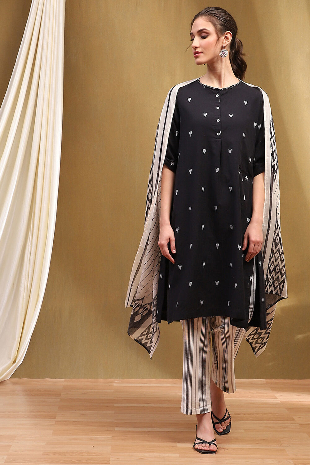 Orange Cotton Printed Straight Suit Set image number 7