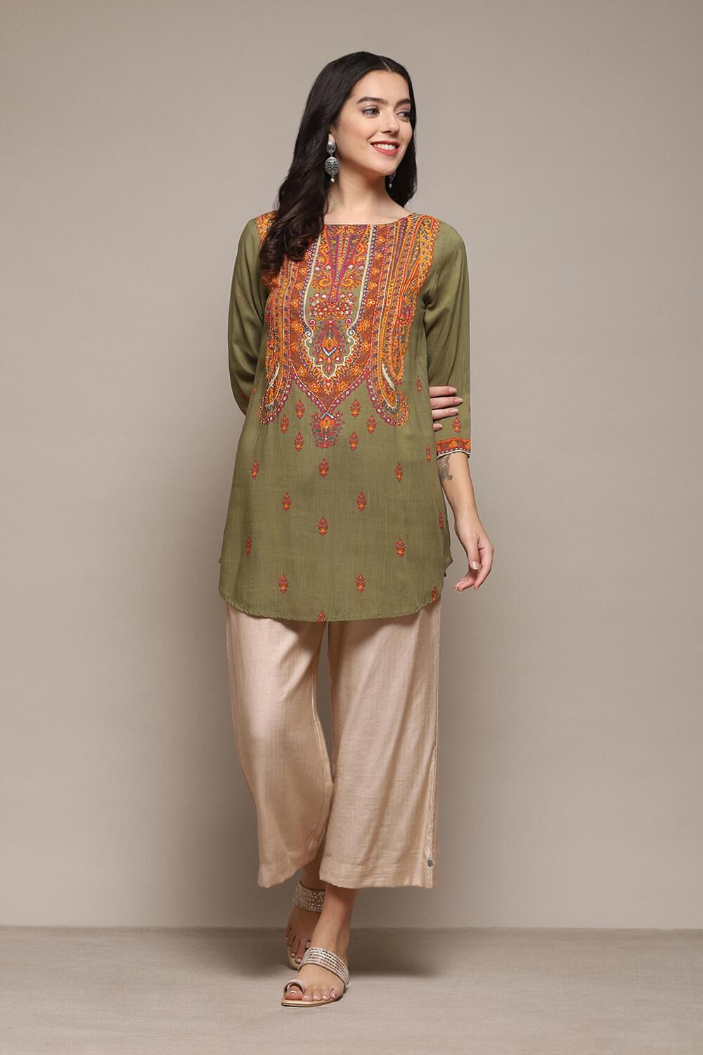 Brown LIVA Straight Printed Kurti image number 5