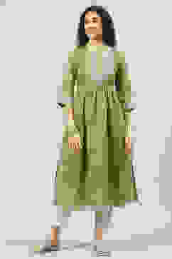 Green Art Silk Flared Printed Kurta image number 0