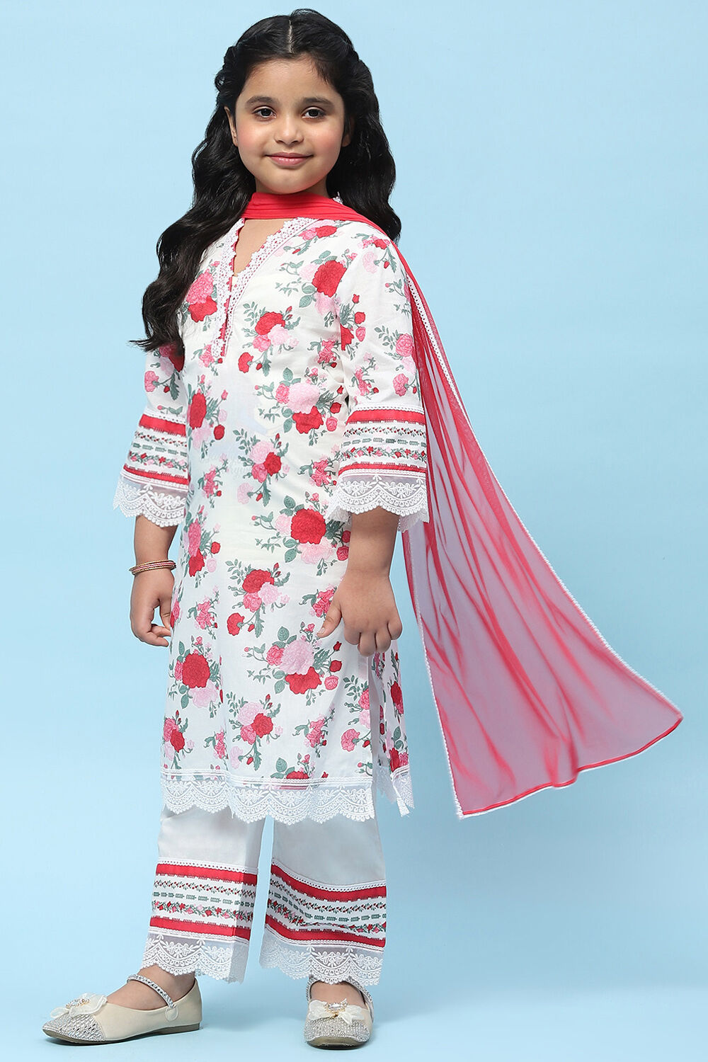 White Cotton Floral Printed Kurta and Palazzo Suit Set image number 4