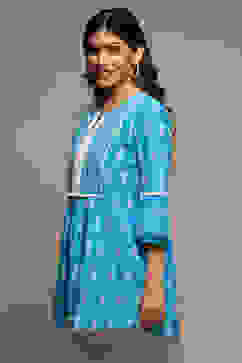 Blue Cotton Embroidered Kurti image number 2