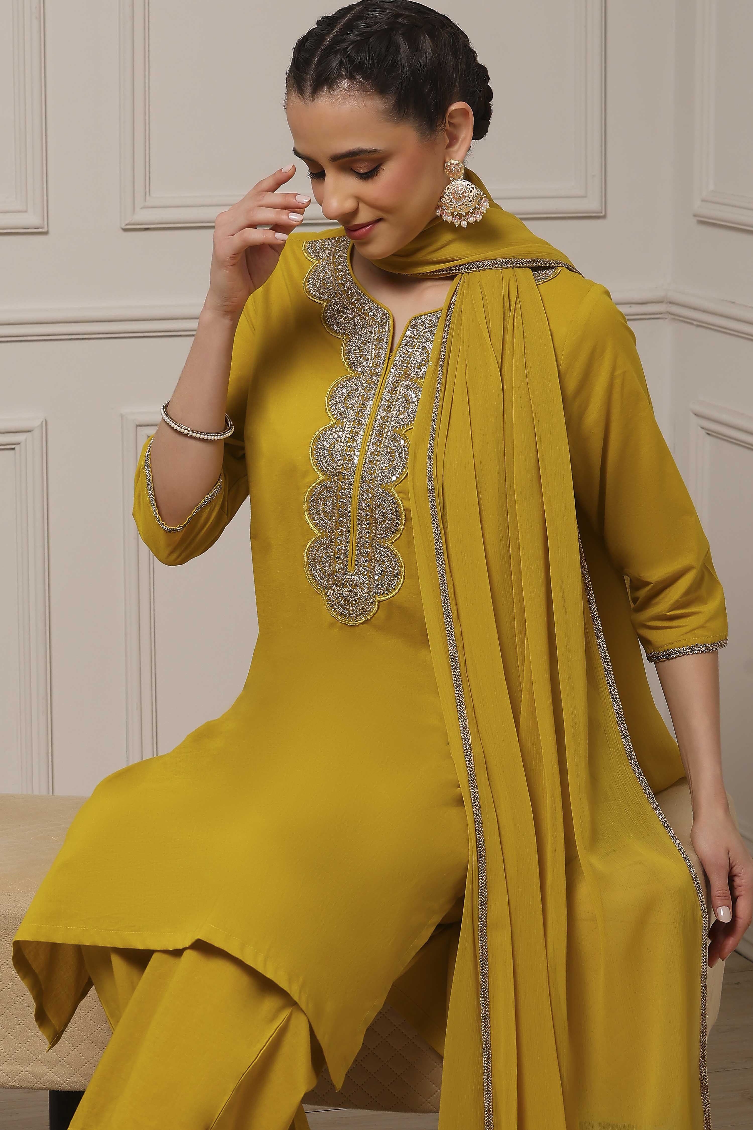 Yellow Cotton Solid Straight Suit Set image number 0