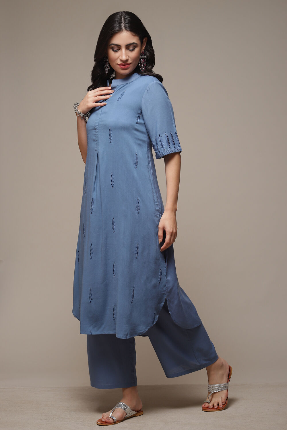 Blue LIVA Straight 2 Piece Set image number 3