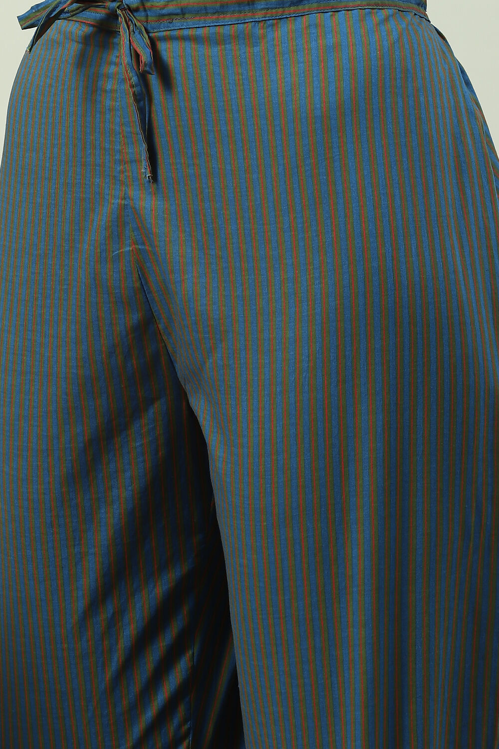 Blue Cotton Straight Suit Set image number 6