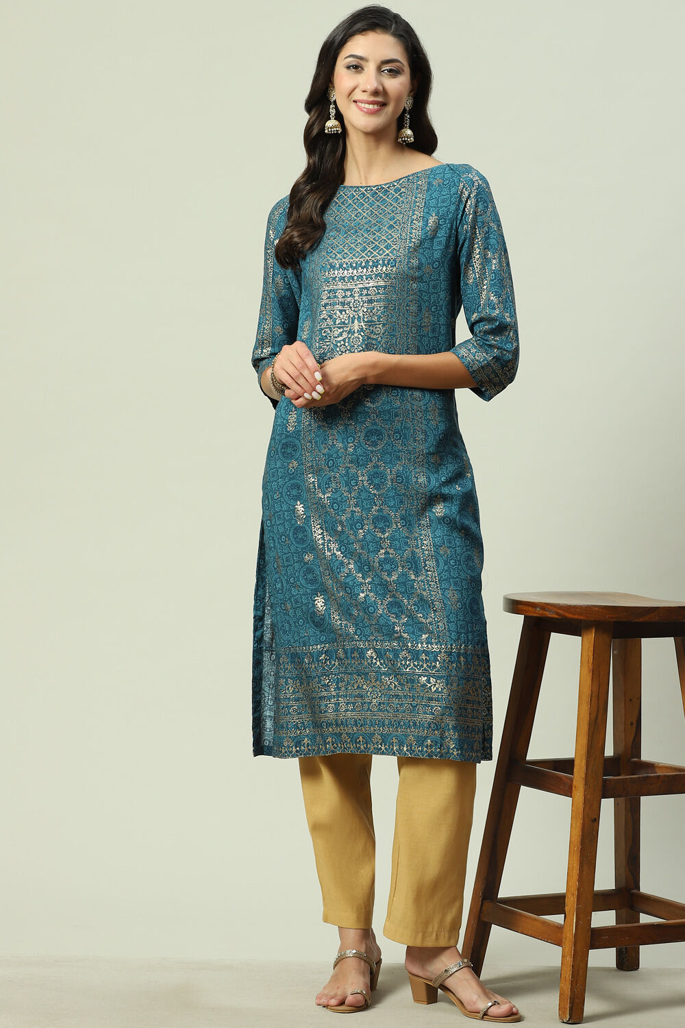 Rust Rayon Straight Printed Kurta image number 4