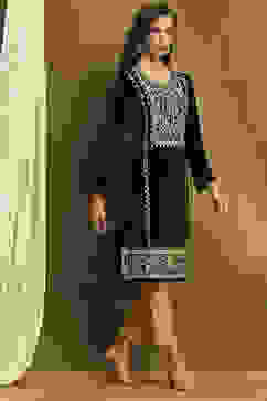 Black Velvet Embroidered Straight Kurta image number 4