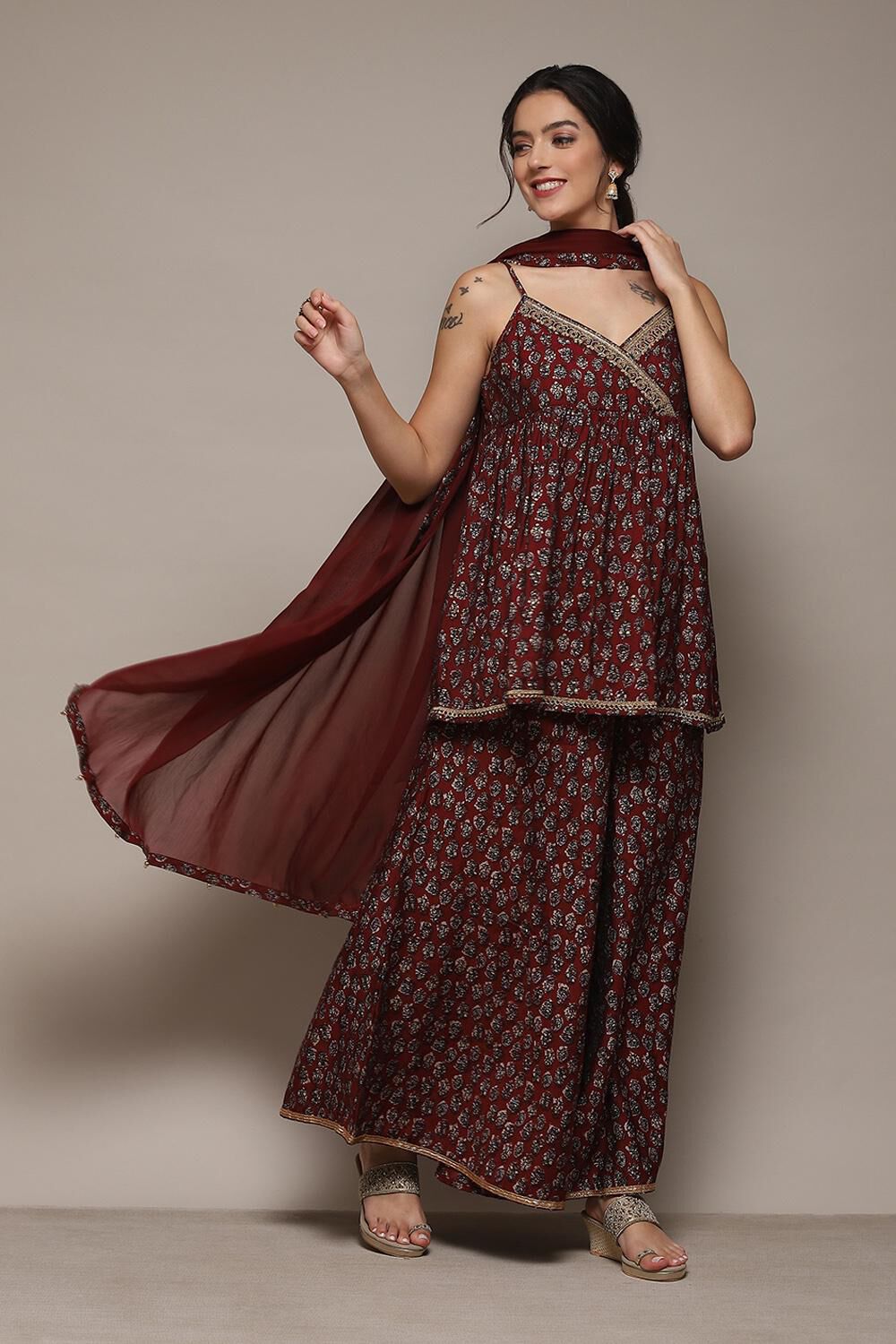 Maroon Cotton Printed Suit Set image number 6