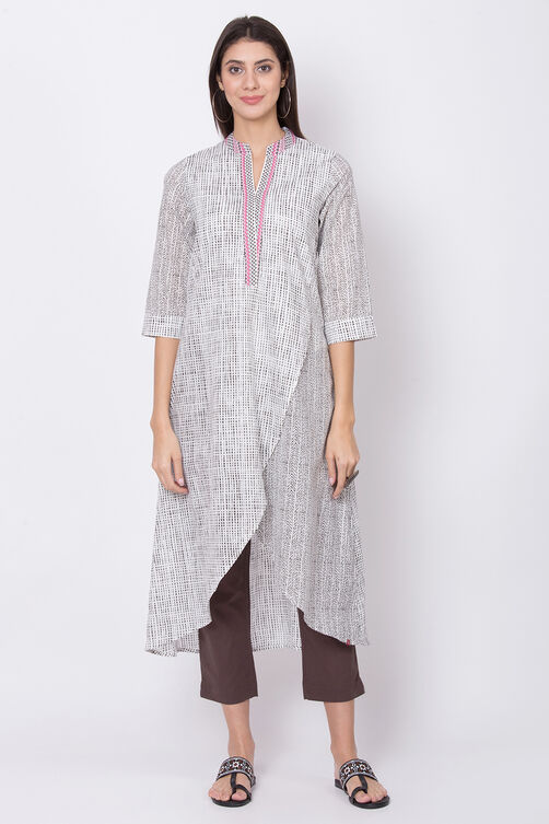 Off White Cotton A-Line Kurta Slim Pant Suit Set image number 2