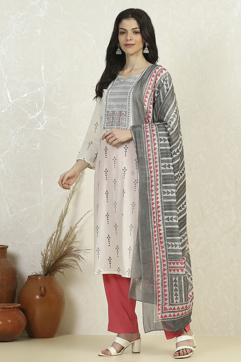 Grey Cotton Printed Embroidered Unstitched Suit Set image number 4